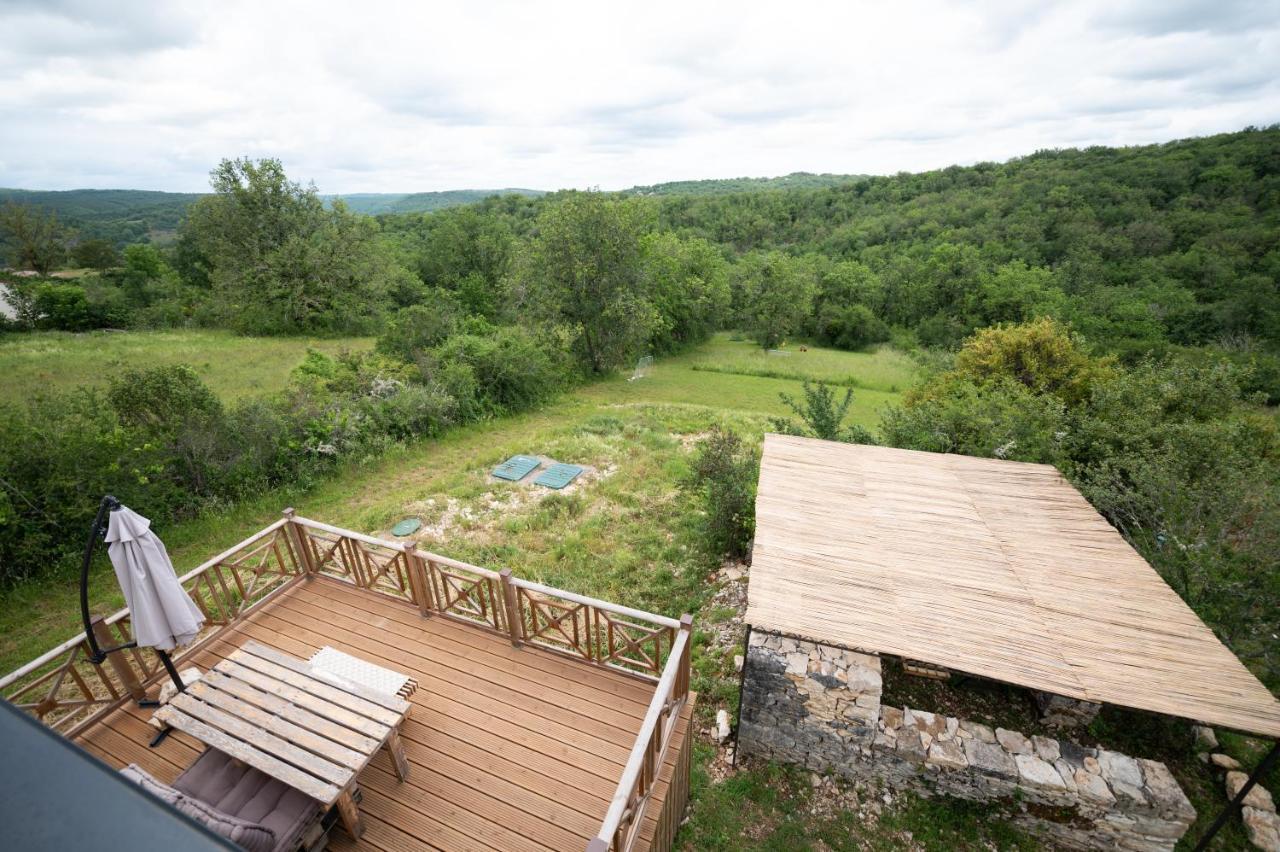 Lot En Dock 3 Logements Atypiques Et Ecologiques En Vallee De La Dordogne Souillac Exterior foto